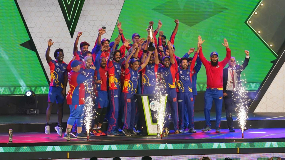 लाहौर कलंदर्स को पांच विकेट से हराकर कराची किंग्स बना पीएसएल का चैंपियन