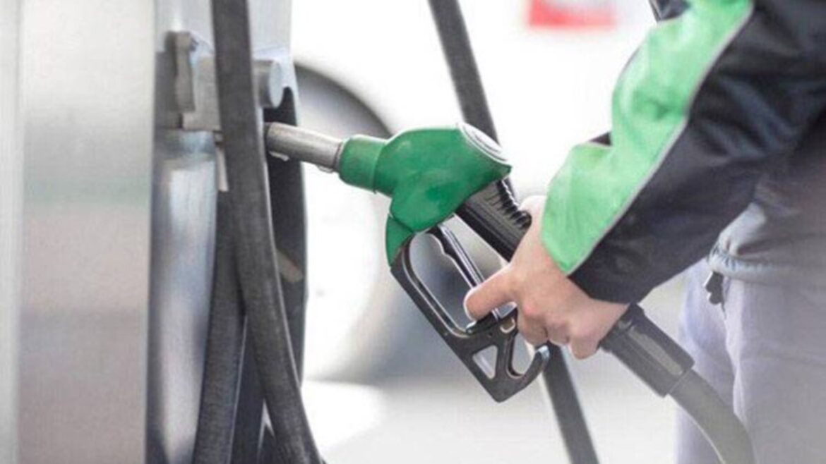 पेट्रोल, डीजल की महंगाई पर लगा ब्रेक, कच्चे तेल में नरमी