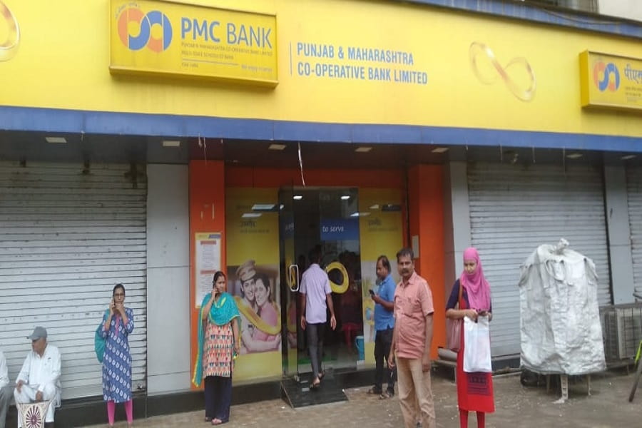 पीएमसी बैंक घोटाला मामले में 5 स्थानों पर ईडी की तलाशी