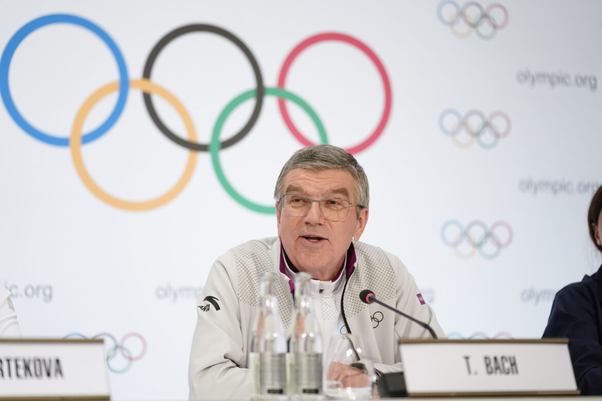 आईओसी प्रमुख ने टोक्यो ओलंपिक को रद्द करने की अटकलों को नकारा