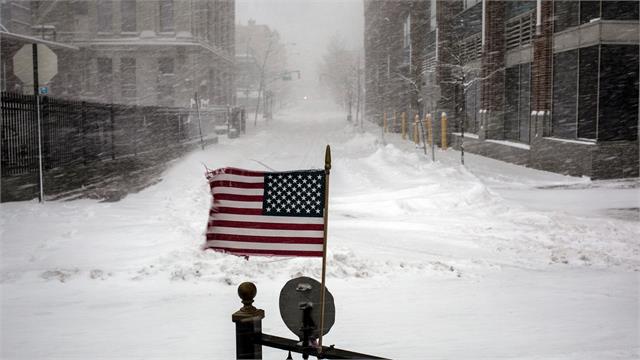 US में 10 साल का सबसे बर्फीला तूफान, न्यूयॉर्क, न्यूजर्सी में एमरजेंसी घोषित