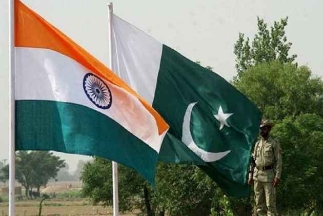 कश्मीर मुद्दे पर बातचीत से न कतराए भारत : पाकिस्तान