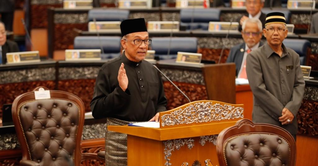 प्रधानमंत्री पद के लिए मैदान में उतरे मलेशिया के विपक्ष के नेता