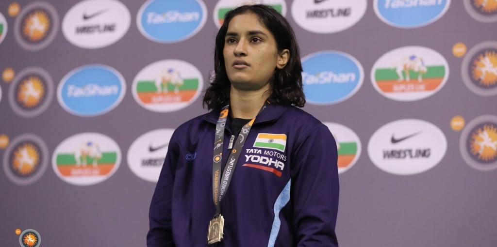 कुश्ती : विनेश, अंशू और दिव्या ने एशिया चैंपियनशिप में जीता स्वर्ण