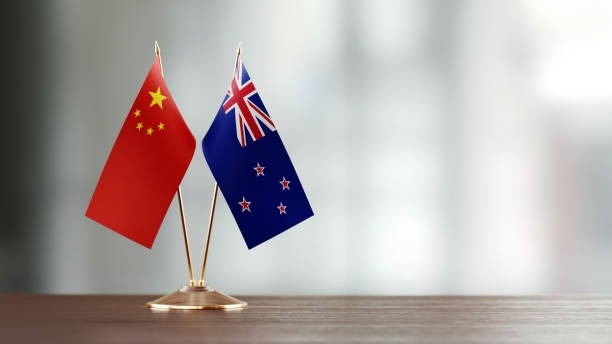 न्यूजीलैंड, ऑस्ट्रेलिया ने चीन के लिए दिखाया विभाजित रुख