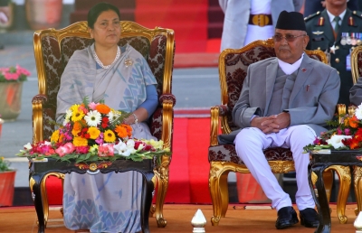 ओली के संसद भंग करने के बाद नेपाल में विपक्ष का हंगामा