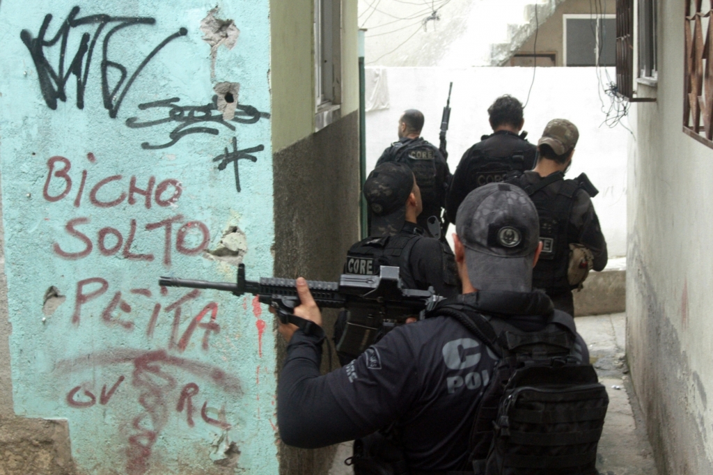 रियो पुलिस के ऑपरेशन में 25 की मौत