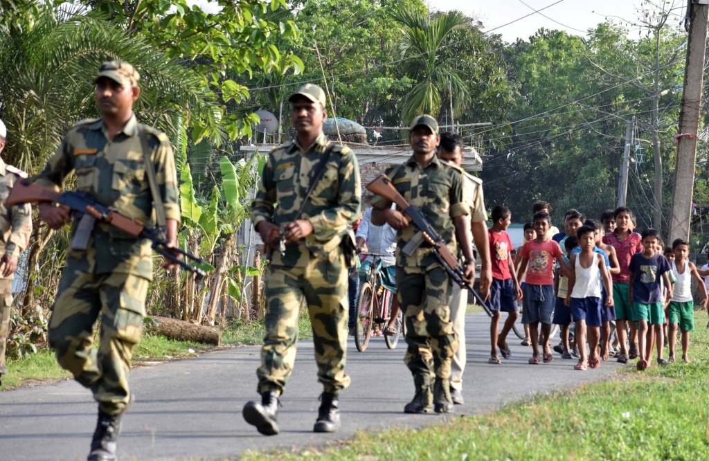 बीएसएफ ने बंगाल सीमा के पास से चीनी नागरिक को पकड़ा