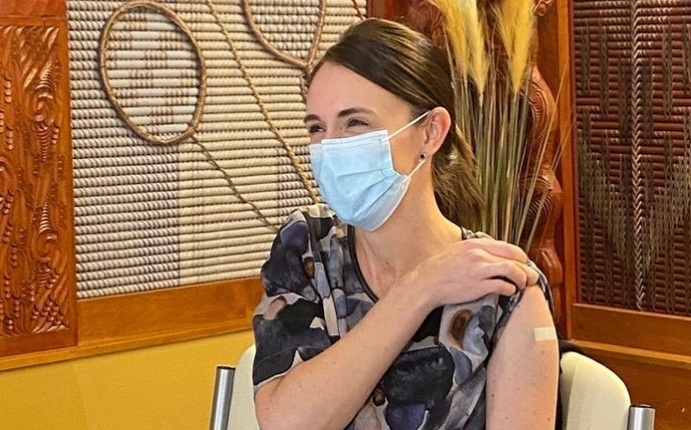 न्यूजीलैंड की पीएम ने ली कोरोना के खिलाफ वैक्सीन
