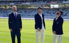 लंदन टेस्ट : न्यूजीलैंड का टॉस जीतकर पहले बल्लेबाजी का फैसला