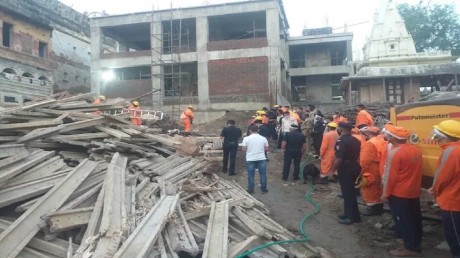वाराणसी में इमारत गिरने से दो की मौत, सात घायल