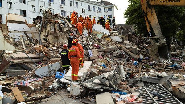 पूर्वी चीन के जियांगसू में इमारत गिरने से 17 की मौत