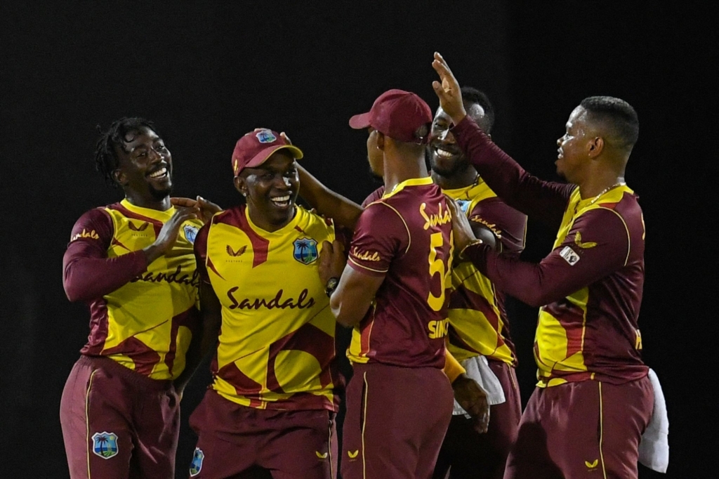 सेंट लुसिया टी20 : विंडीज ने ऑस्ट्रेलिया को 18 रनों से हराया