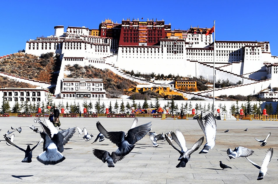तिब्बत : शांतिपूर्ण मुक्ति के बाद 70 वर्षों में उल्लेखनीय विकास हुआ