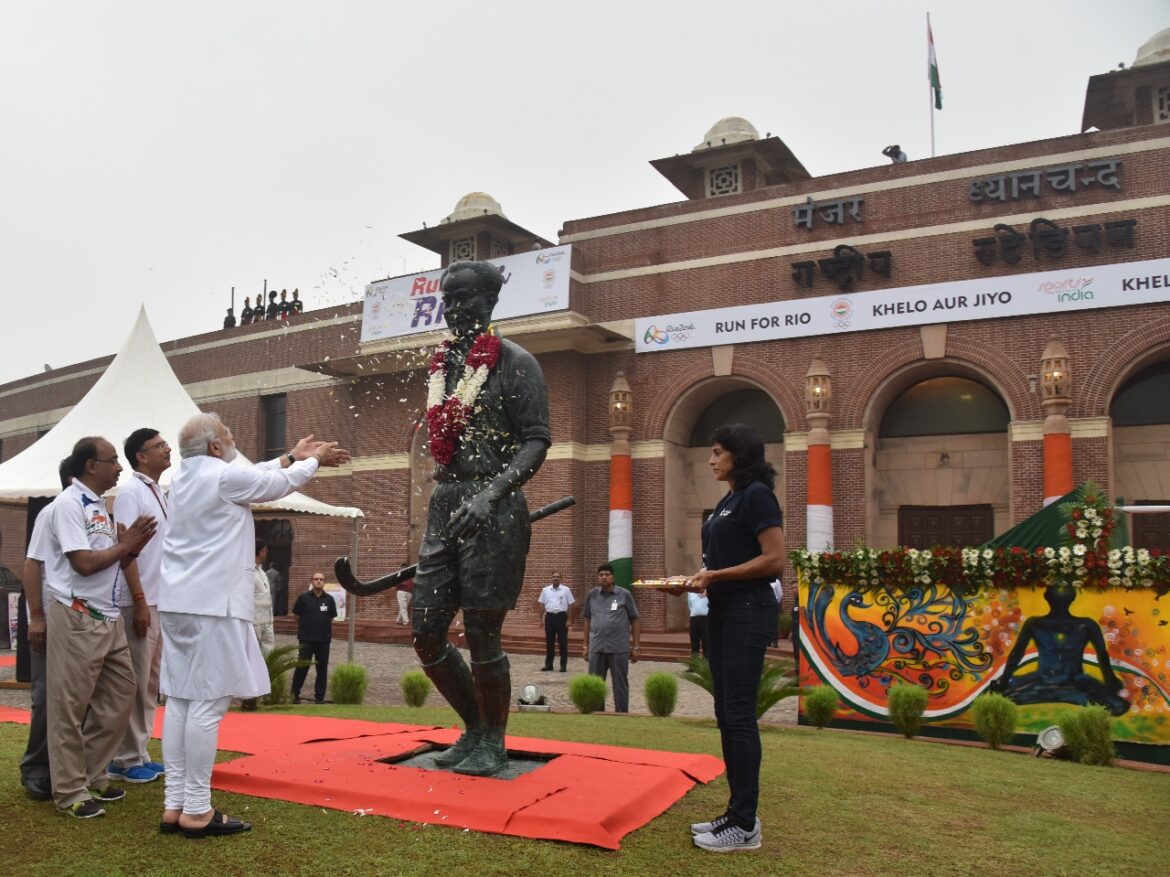 प्रधानमंत्री ने राजीव गांधी खेल रत्न अवॉर्ड का नाम मेजर ध्यान चंद पर रखा