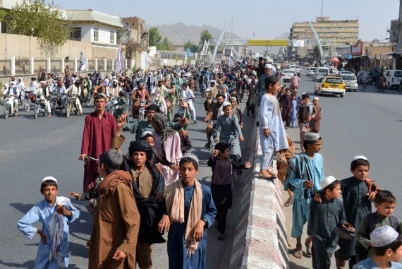 अफगानों ने निर्वासन में सरकार को जारी रखने की घोषणा की