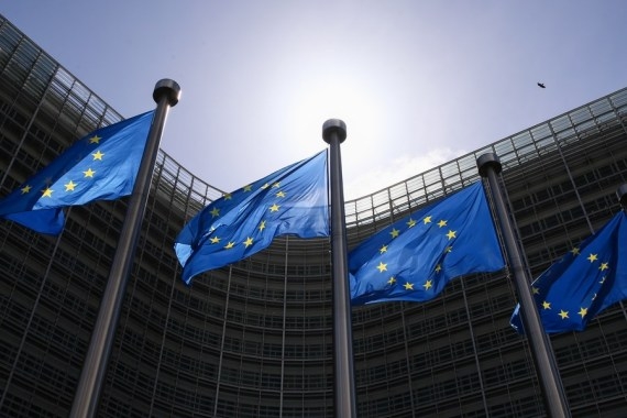यूरोपीय संघ के अधिकारी ने प्रवास के लिए निष्पक्ष होने का आग्रह किया
