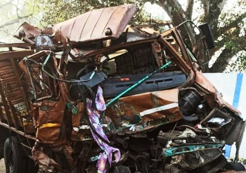पश्चिम बंगाल : सड़क दुर्घटना में 18 की मौत : शाह, राज्यपाल ने शोक व्यक्त किया