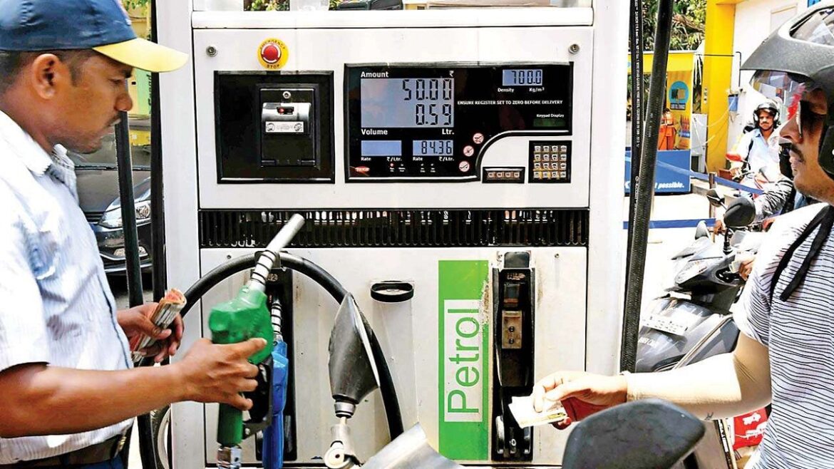 डीजल, पेट्रोल की कीमतों में सोमवार को कोई बदलाव नहीं