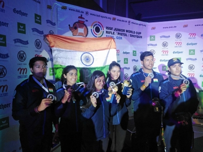 जूनियर ट्रैप टीमों ने सुहल जूनियर विश्व कप में 2 रजत पदक जीते