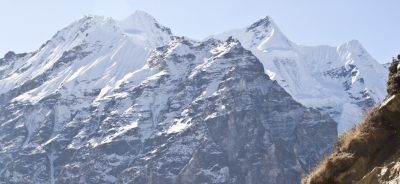 कंचनजंगा पर्वत पर चढ़ते समय भारतीय पर्वतारोही की मौत