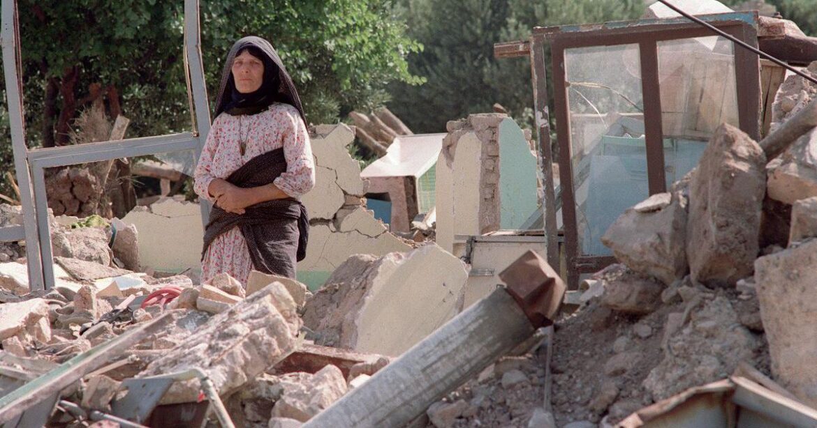 ईरान में आए तीन भूकंप, इनमें दो की तीव्रता 4.7 रही