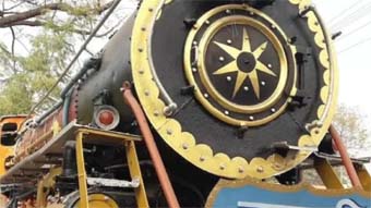 इंजीनियर ने कबाड़ी को बेच दिया रेल इंजन, 6 महीने चकमा देने के बाद गिरफ्त में आया