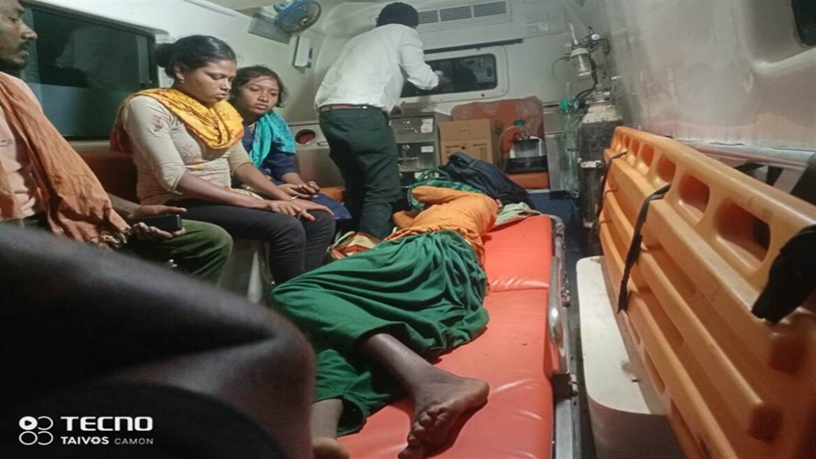 दंतेवाड़ा में नक्सलियों ने सीएएफ कैंप पर की फायरिंग, दो जवान सहित दो महिला मजदूर घायल
