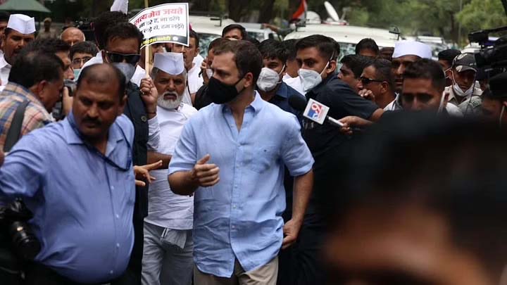 राहुल गांधी को ईडी के समन के खिलाफ कांग्रेस का  विरोध प्रदर्शन