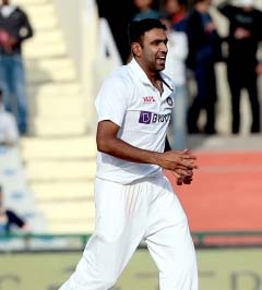 रविचंद्रन अश्विन एक बेहतरीन गेंदबाज : उस्मान ख्वाजा