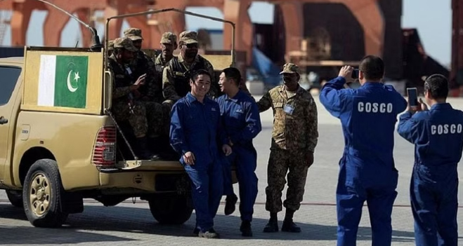 पाकिस्तान में डर-डर कर जीने को मजबूर हैं चीनी, कई कारोबारी ठिकाने कराए गए बंद
