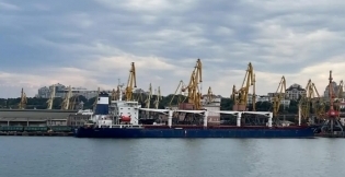 यूक्रेनी नौसेना ने काला सागर में व्यापारिक जहाजों के लिए अस्थायी मार्ग किये नामित