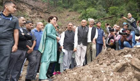 कांग्रेस संसद में हिमाचल के लिए विशेष राहत पैकेज की मांग करेगी : प्रियंका गांधी