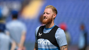 “निराशाजनक निगल” चोट के बाद स्टोक्स ने इंग्लैंड टीम में वापसी के संकेत दिए